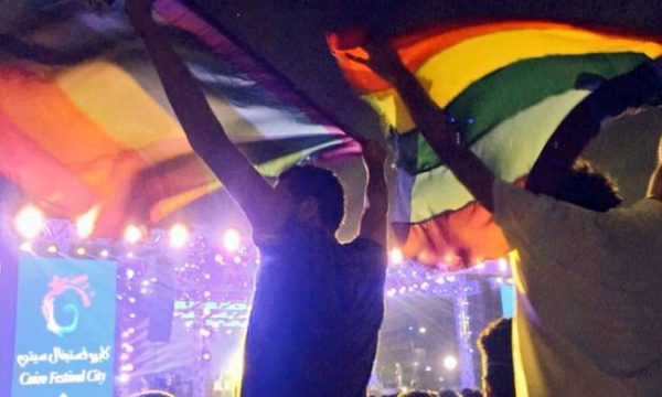 Egitto arrestati 9 gay durante festa privata